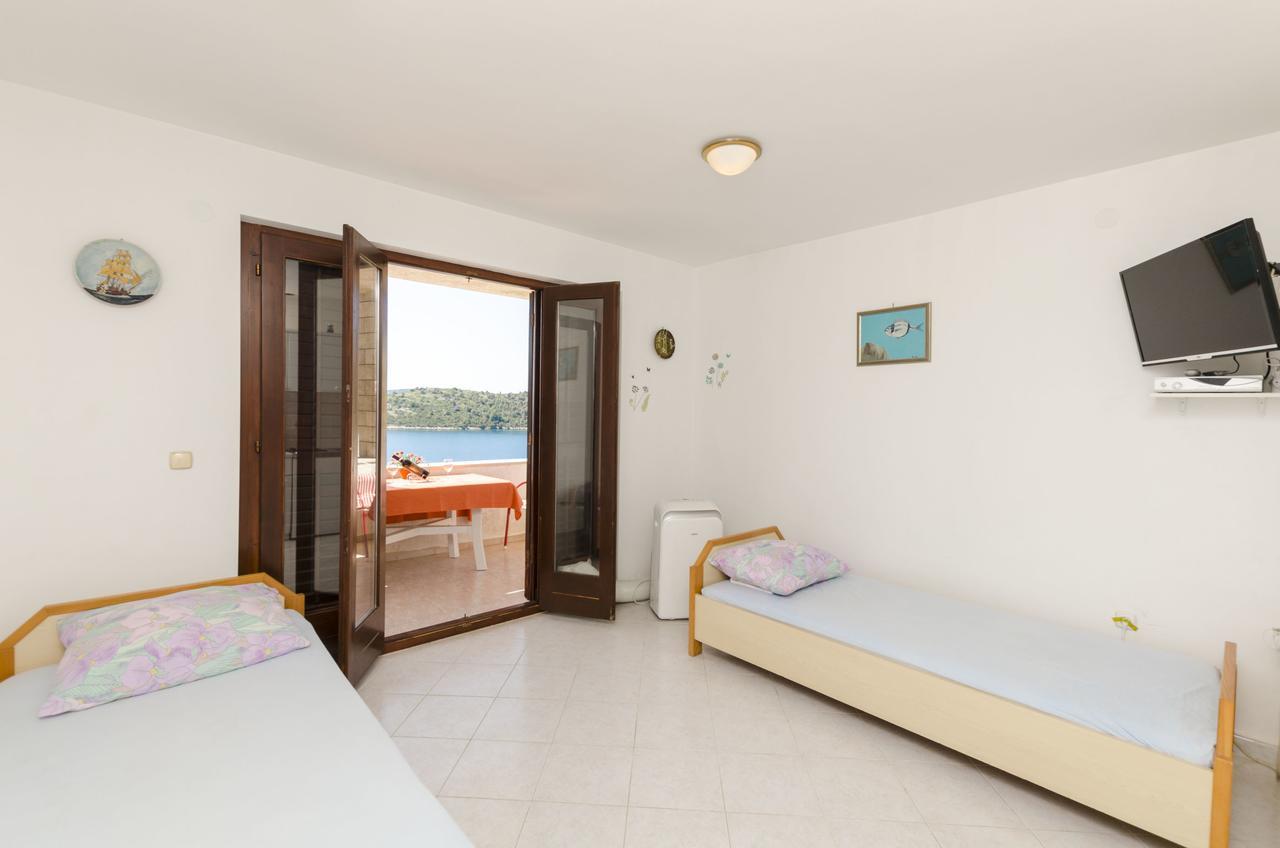 Apartments Ante Vinisce Luaran gambar
