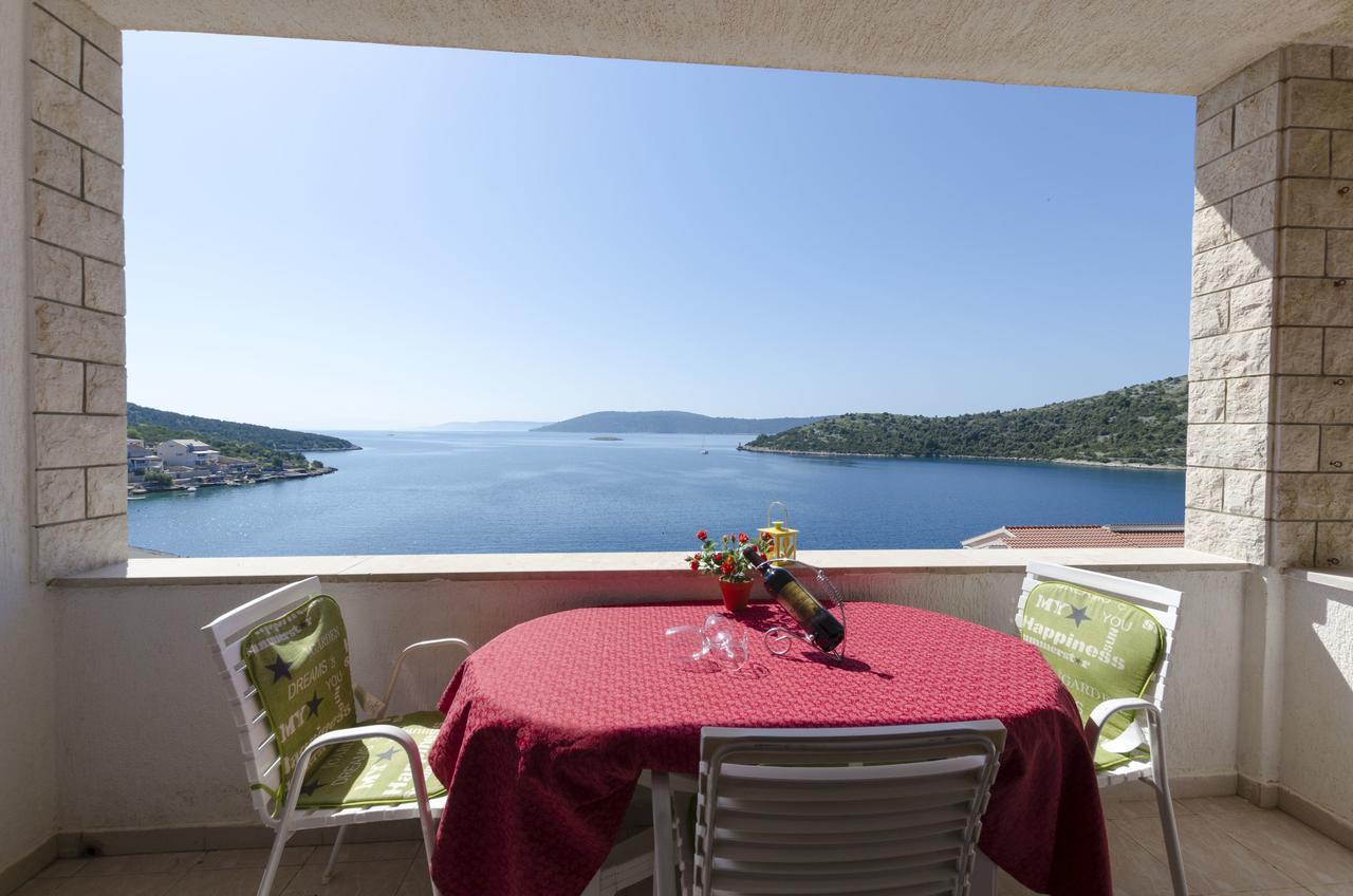 Apartments Ante Vinisce Luaran gambar